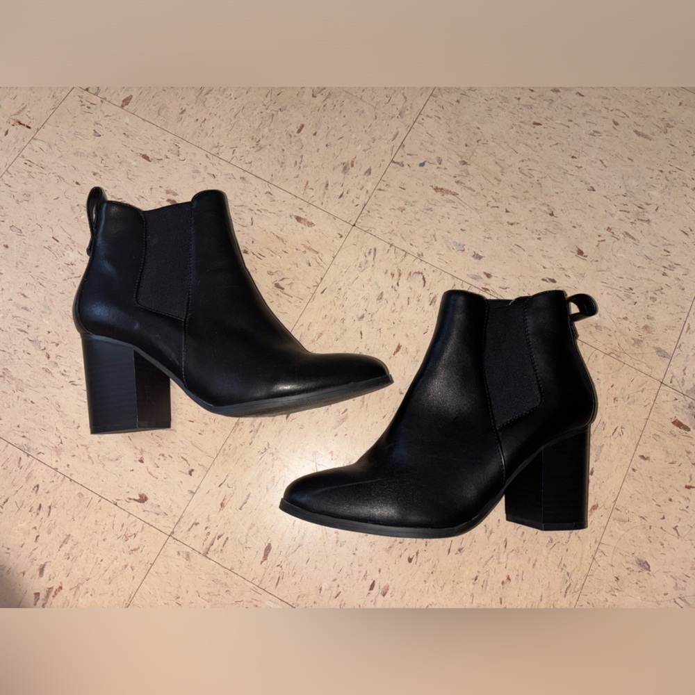 RUE 21 | heeled boots